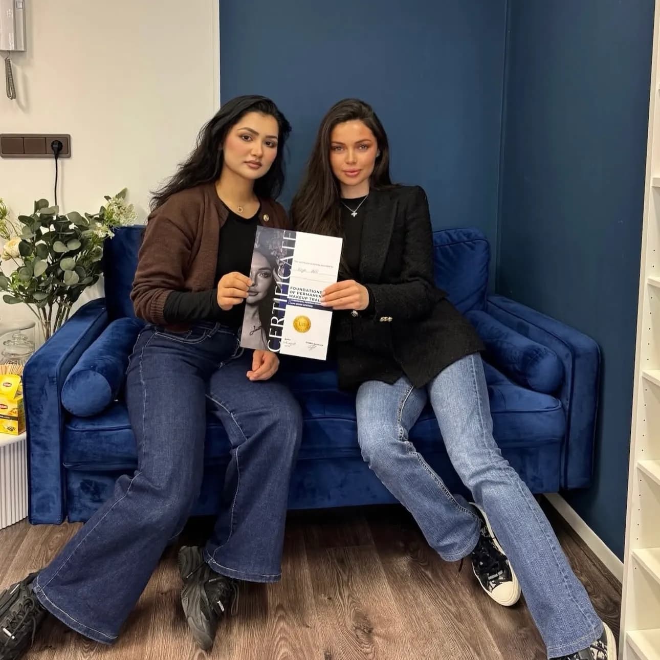 Basic Course — Brows & Lips — Graduates 5